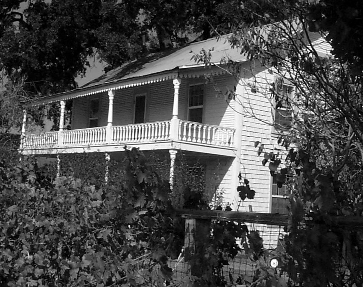 Pleasant Grove house (2003, by the creators)